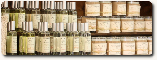 bougies et senteur d'ambiance DURANCE dans votre salon de coiffure Aurelien Magnano a proximite de Montauban