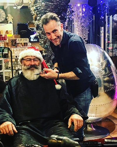 le barbier et coiffeur du pere noel-montauban-le salon de coiffure aurelien magnano en occitanie