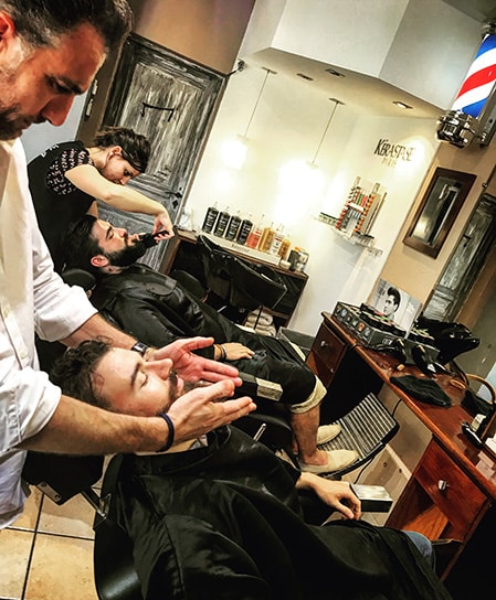 Les services d-entretient de Barbes et de rasage pour Homme-barberpole-barbershop-des prestation au poils de notre barbier Aurelien au nord de Montauban-tarn et garonne