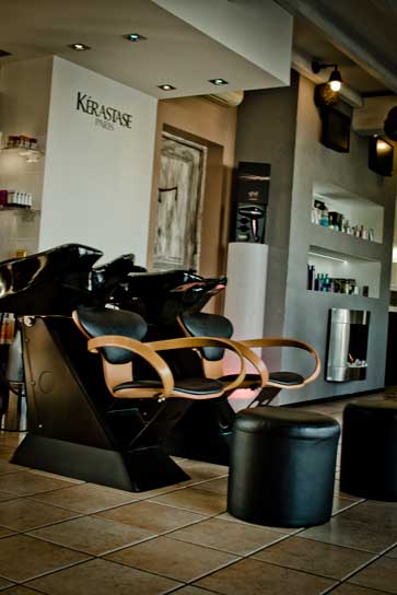 les bacs a shampooing du salon de coiffure proche de Montauban-Tarn et Garonne-Albias-Aurelien Magnano