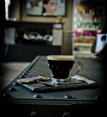Faite une pause avec le covid chez le coiffeur barbier Aurelien Magnano Une pause café au salon de coiffure et barbier Aurelien Magnanoau nord de Montauban